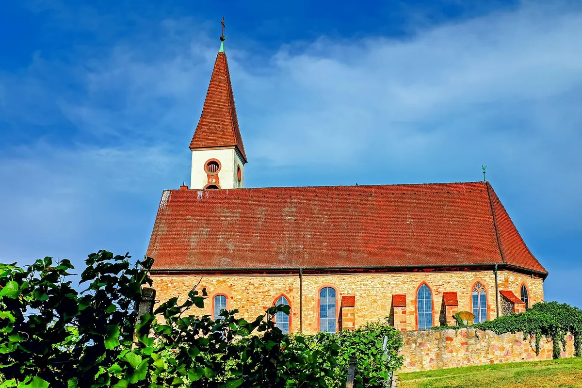 Follies of the Cotswolds: A Weekend Walking Itinerary